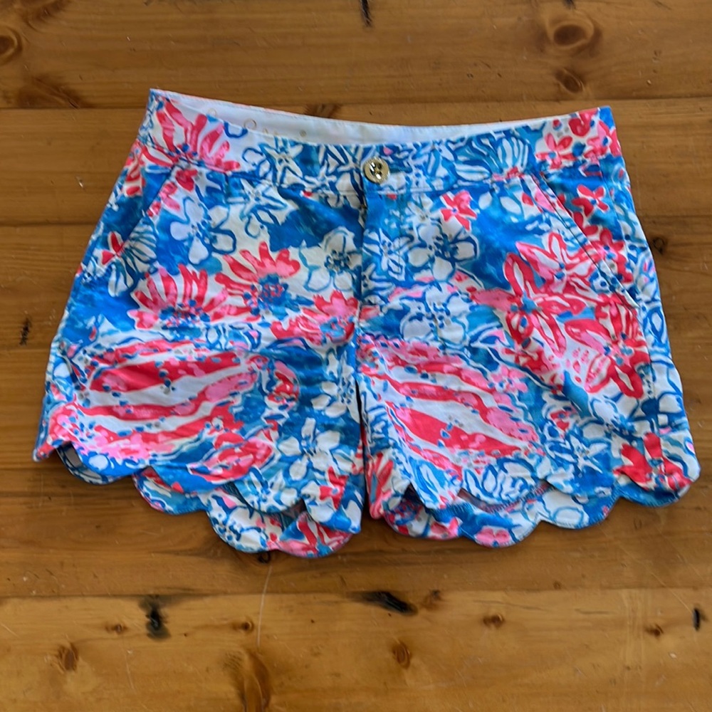 Pink, Blue and White Lilly Pulitzer scalloped shorts